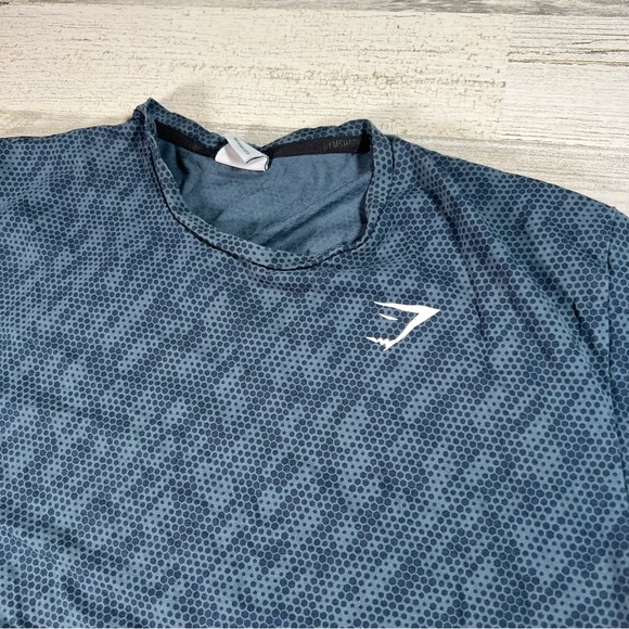 GYMSHARK Men’s Critical Regular Fit T-Shirt Athletic Teal Print Size Medium - Picture 2 of 6